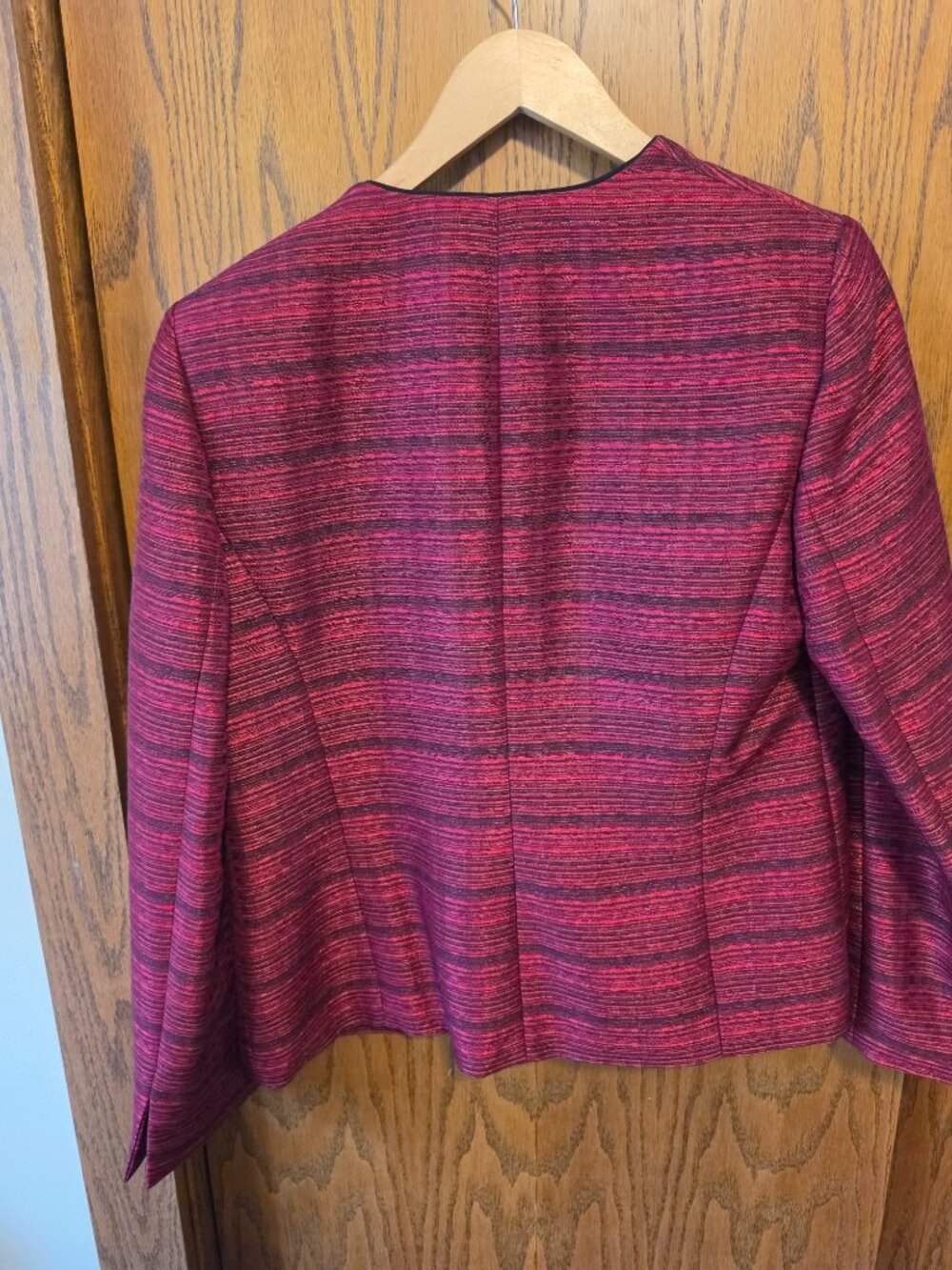 Kasper Red & Black Textured Open Front Blazer Jacket - Size 10 - Picture 2 of 6